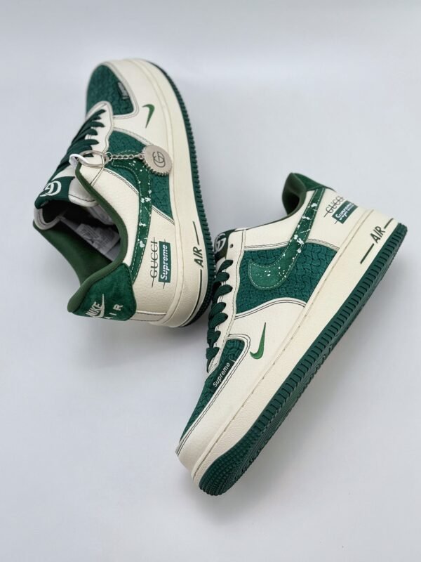 Nike Air Force 1 Low 07 x GUCCI x Supreme White Green - Image 4