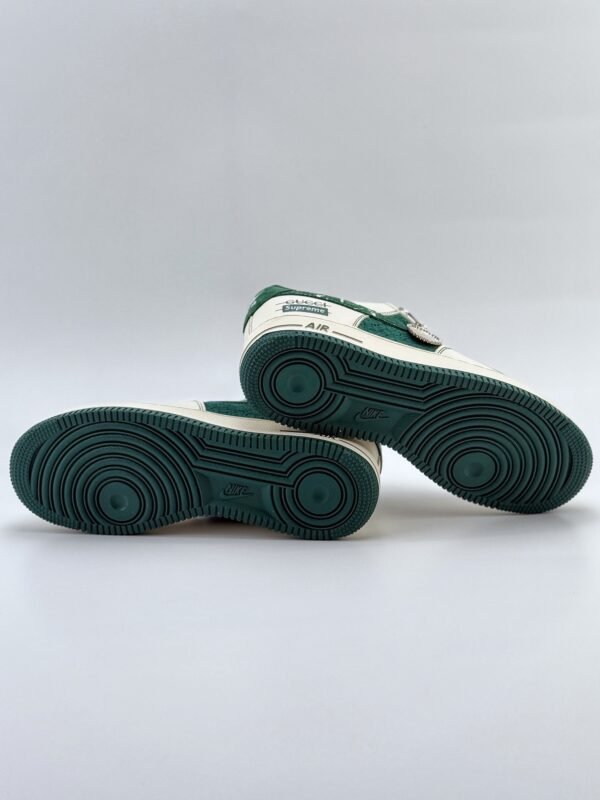 Nike Air Force 1 Low 07 x GUCCI x Supreme White Green - Image 7