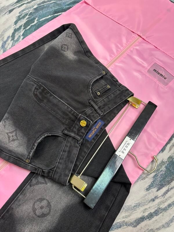 PRADA😍High-end quality assurance 👍Exclusive first 😘Tail light laser burnout denim pants (women's) - Image 9