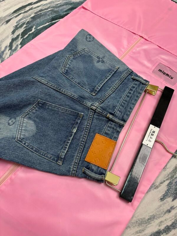 PRADA😍High-end quality assurance 👍Exclusive first 😘Tail light laser burnout denim pants (women's) - Image 3
