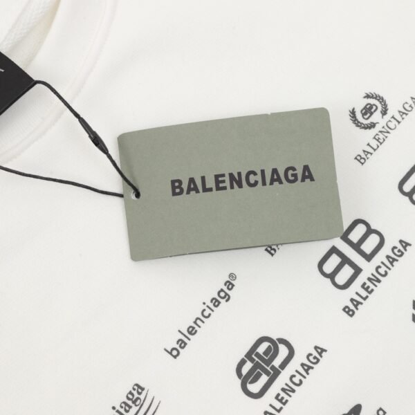 Balenciaga Classic all-over logo collection print crew neck sweater - Image 4