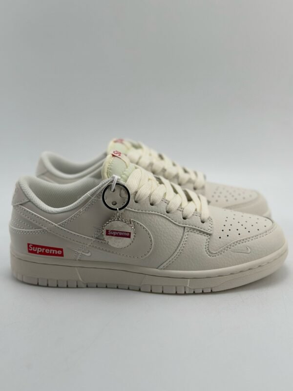 NIKE SB Dunk Low x Supreme Milk White - Image 5