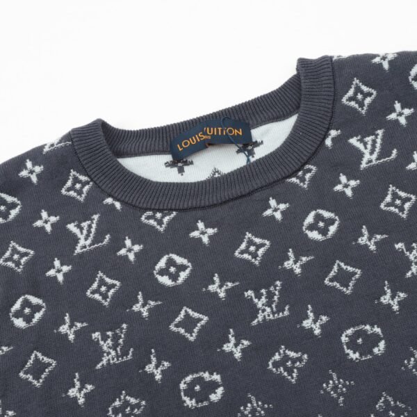Louis Vuitton LV 24FW starry sky gradient all-over print sweater. - Image 3
