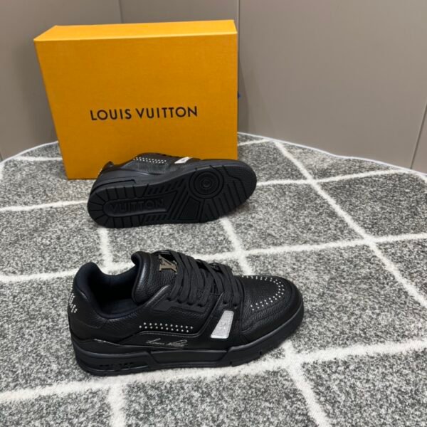 LV-Louis Vuitton 2024 catwalk new models Original 1:1 development reproduction - Image 10
