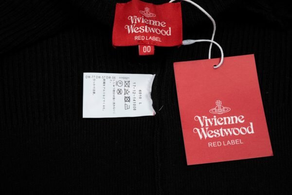 Vivi129 #P175 „EXKLUSIV vivienne west wald herbst/winter 24 rotes label zeigen modelle vertikale streifen durchbrochene gestrickte blütenkragen design strickjacke - Image 3