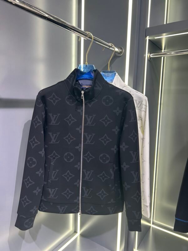 Louis Vuitton New Jacket 2024 - Image 3