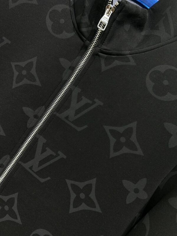 Louis Vuitton New Jacket 2024 - Image 9