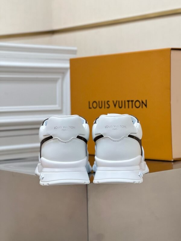 Louis Vuitton Casual Sneakers/White - Image 10