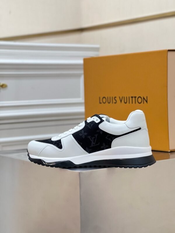 Louis Vuitton Casual Sneakers/Black - Image 7