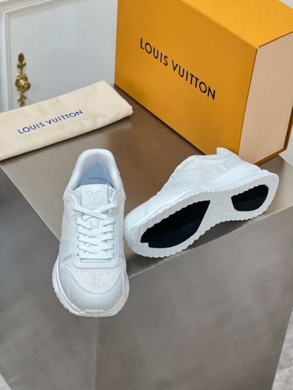 Louis Vuitton Casual Sneakers/White - Image 8
