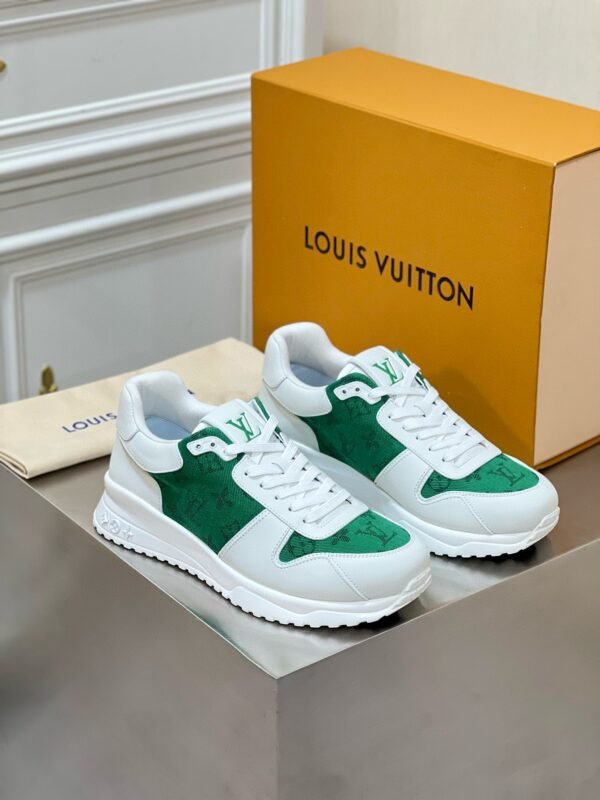 Louis Vuitton Casual Sneakers/Green
