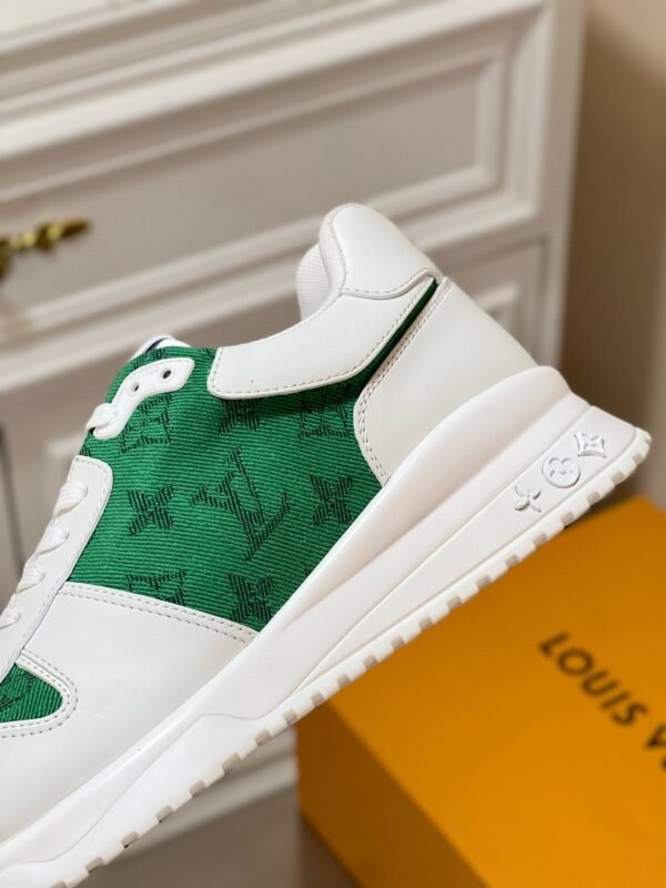 Louis Vuitton Casual Sneakers/Green - Image 9
