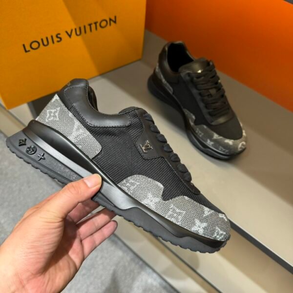 Louis Vuitton Run Away High-End Men's Casual Sneaker/Gray - Image 7