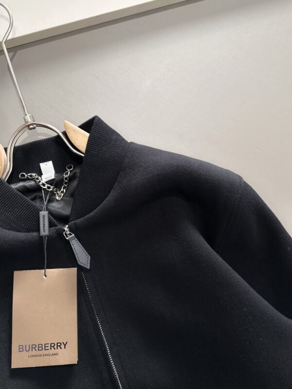 Burberry 2024FW Early Fall New Arrivals  Stand-up collar American vintage price jacket - Image 4