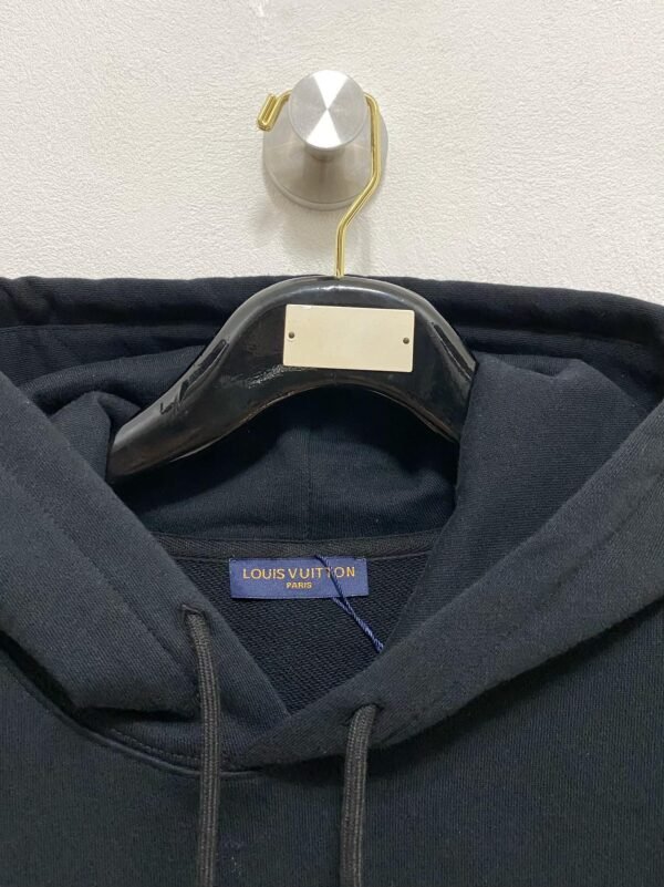Louis Vuitton Fall/Winter 2024FW Casual Hooded Sweatshirt - Image 4
