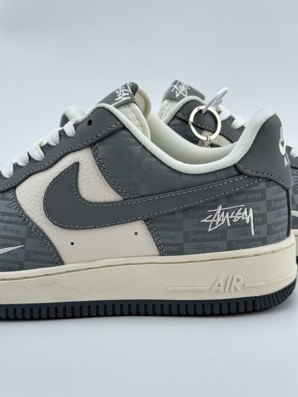 Nike Air Force 1 Low 07 x Stussy x Supreme - Image 8