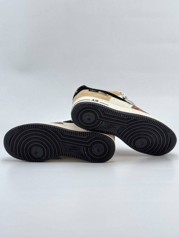 Nike Air Force 1 Low 07 x The North Face x Stussy Brown-yellow-black - Image 7