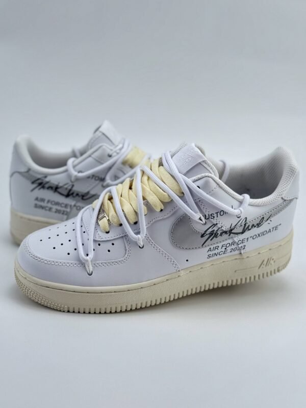 Nike Air Force 1 Low 07 Beige