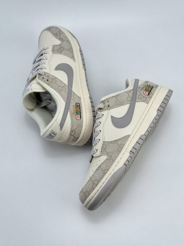 Nike SB Dunk Low x GUCCI White Gray - Image 4