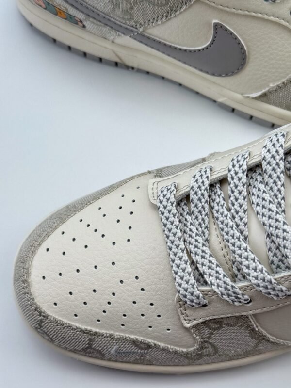Nike SB Dunk Low x GUCCI White Gray - Image 9