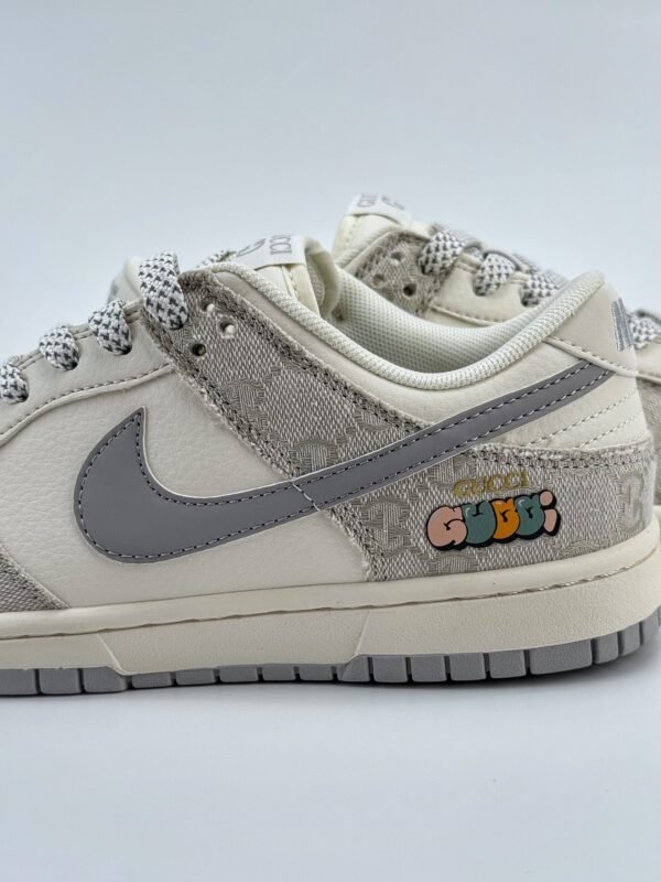 Nike SB Dunk Low x GUCCI White Gray - Image 10