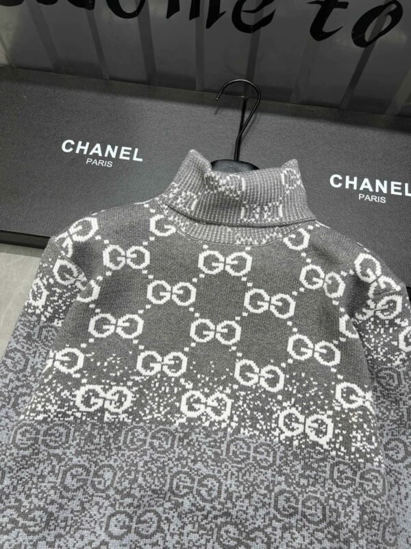 Gucci High Neck Long Sleeve Knit Sweater - Image 5