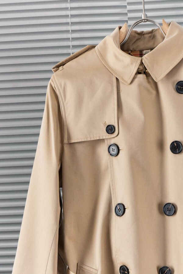BURBERRY wind cheater - Image 6