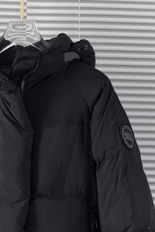 CANADA GOOSE 24FW New Hooded Down Jacket - Image 9