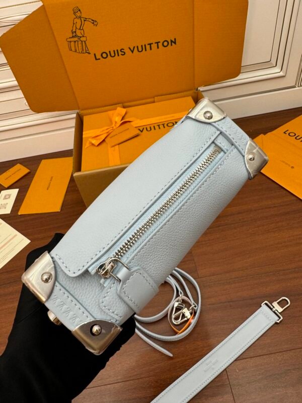 LV BAG - Image 10