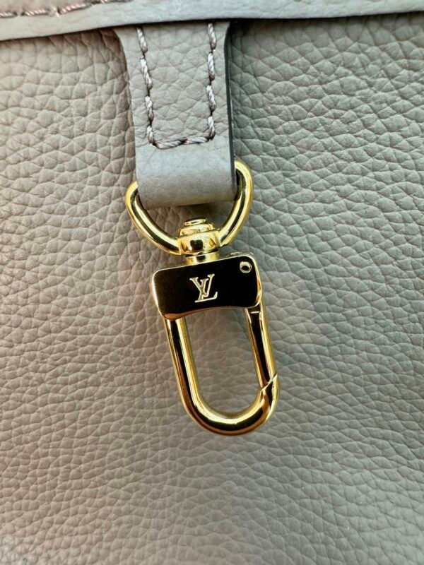 LV BAG - Image 4