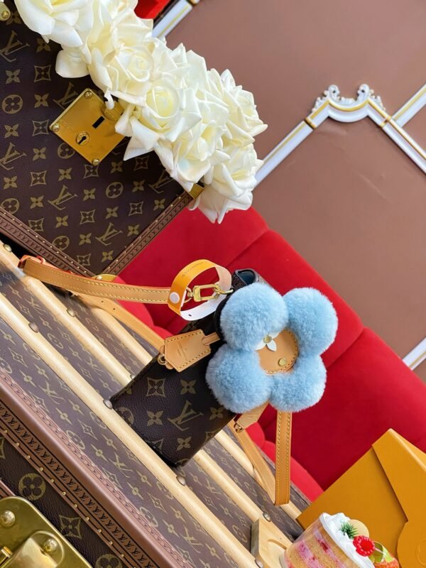 LV VIVIENNE Cell Phone Bag - Image 6