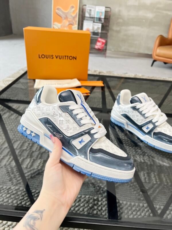 LV Louis Vuitton 🔍 top generation purchase 🇮🇹 Road Fried street couple models 👫 explosive models sports board shoes - Image 10