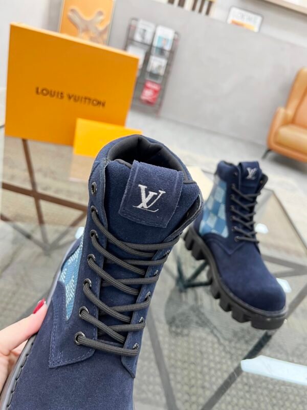 LV Louis Vuitton 🔍 top generation purchase 🇮🇹 Road Fried street male god explosion models high-top boots casual sneakers - Image 2