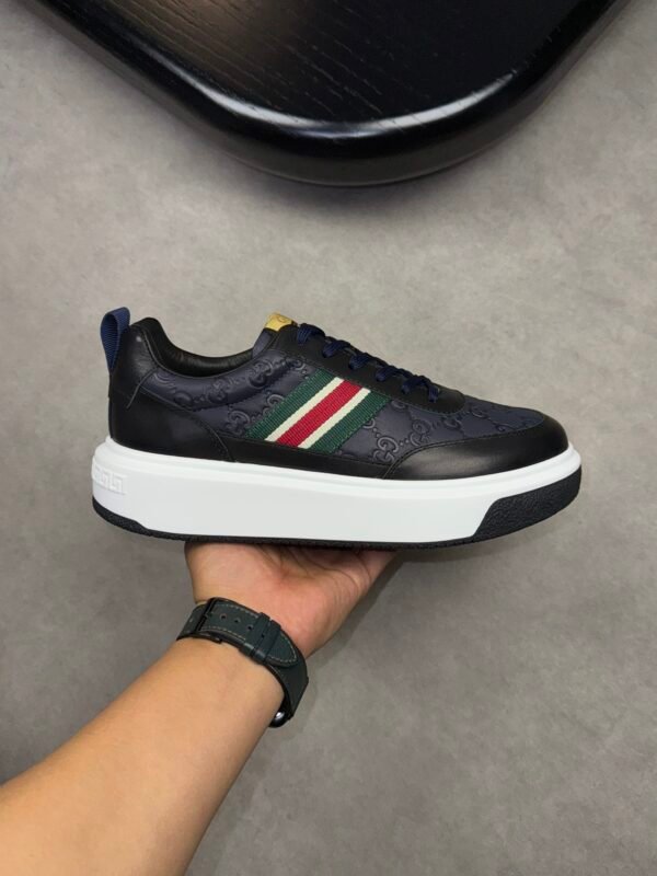 Gucci] Sneakers - Image 2