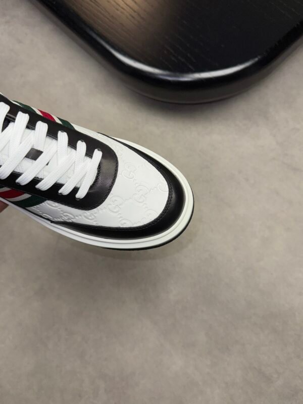 Gucci] Sneakers - Image 9