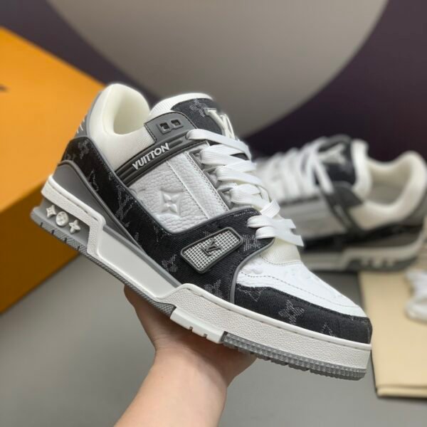 LV 🆕 Men's Running Shoes - Image 9