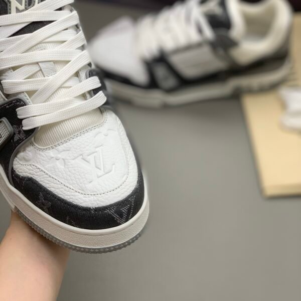 LV 🆕 Men's Running Shoes - Image 8