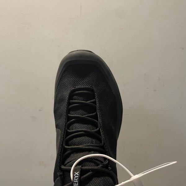 Arcteryx Kopec GTX Low Top Mountaineering Shoes Black - Image 7