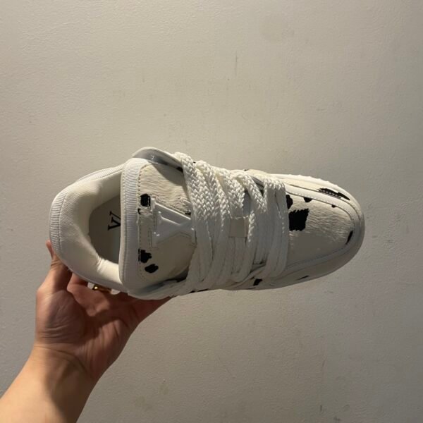 LV LOUIS VUITTON Trainer Maxi Cowhide Animal Print Low Top Life Loafers Black White - Image 5
