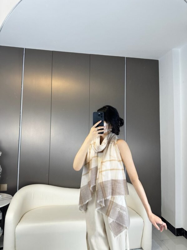 Chanel Scarf/Brown - Image 3