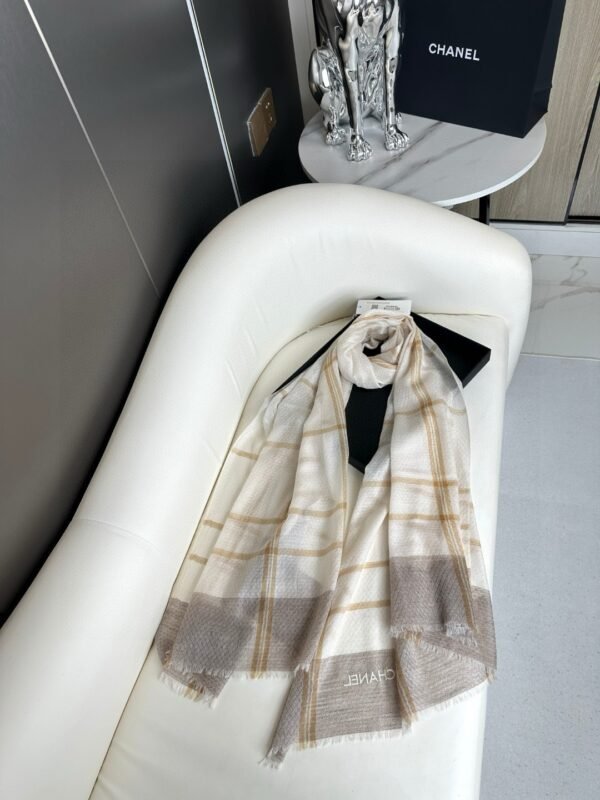 Chanel Scarf/Brown - Image 7