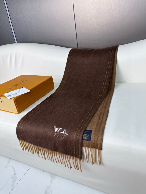 Louis Vuitton Scarf/Brown - Image 5