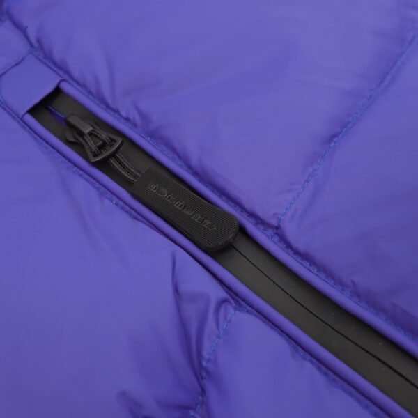 Burberry Detachable Sleeve Down Jacket - Image 4