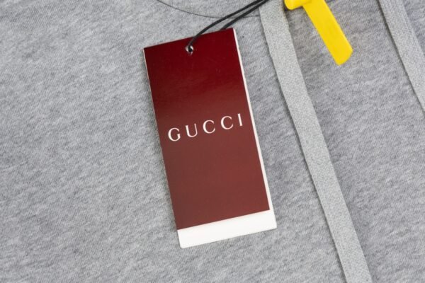 Gucci Celebrities' embroidered hooded sweatshirt with webbing lettering - Image 5