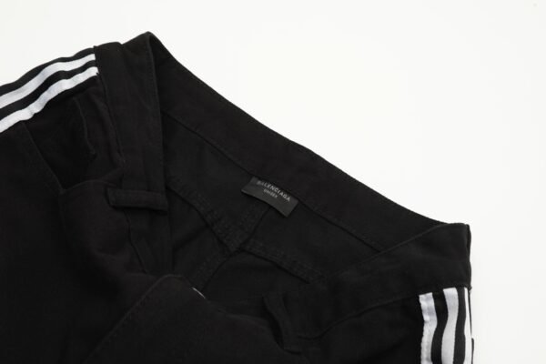 Balenciaga Relaxed Straight Jeans - Image 5