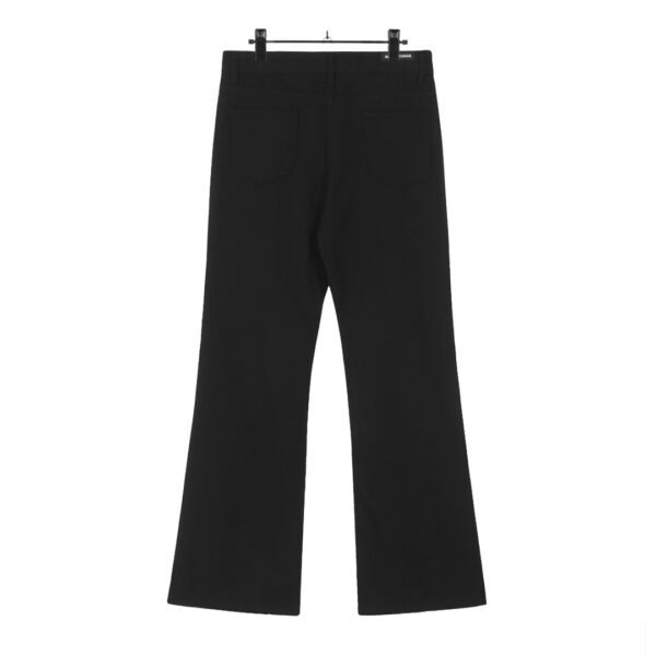 Balenciaga's new loose-fitting jeans - Image 4