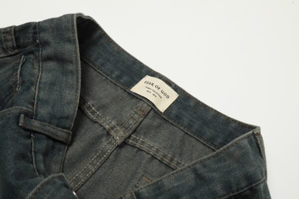 Balenciaga's new loose-fitting jeans - Image 8