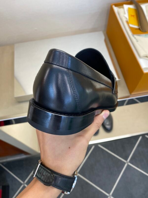 ⚠️【LV】Louis Vuitton Exclusive high quality ⚠️MAJOR leather-soled loafers - Image 10