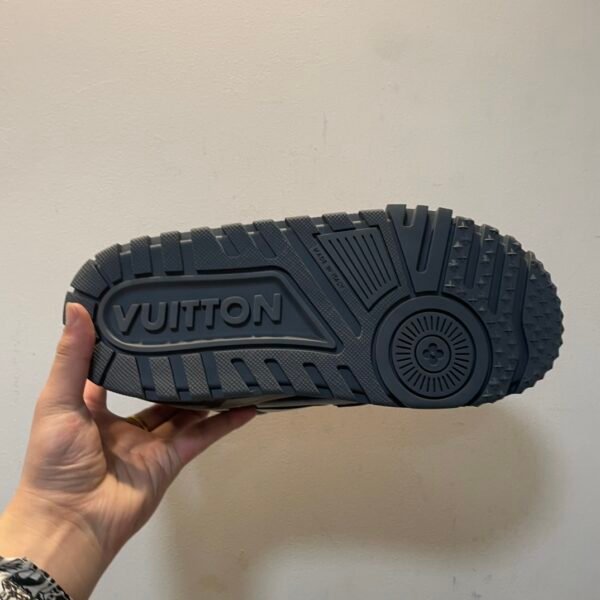 LV LOUIS VUITTON Trainer Maxi with Beading Low Top Board Shoes Gray Orange - Image 5