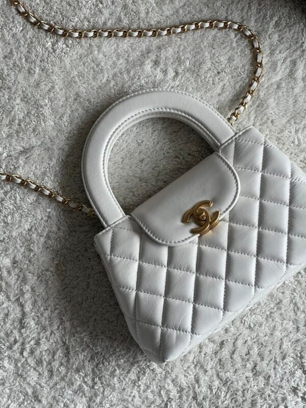 CHANEL BAG - Image 2